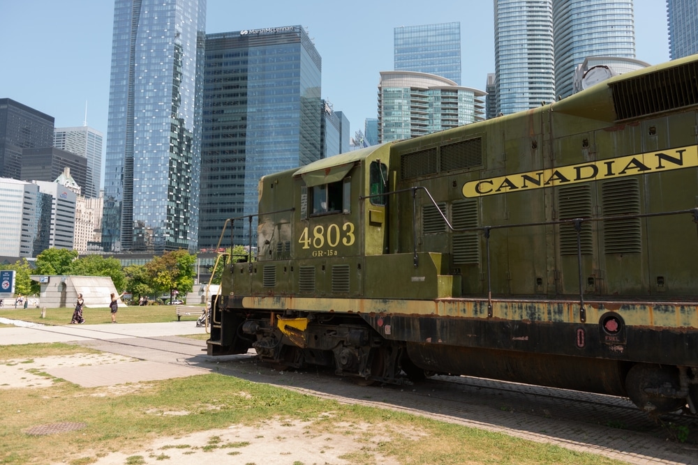 Canadian railway work stoppage begins, threatens US supply chains