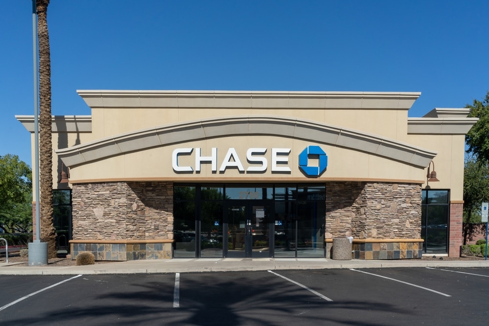 Chase abruptly shuts 7 branches in just one week – amid total closures of 14 from major US banks