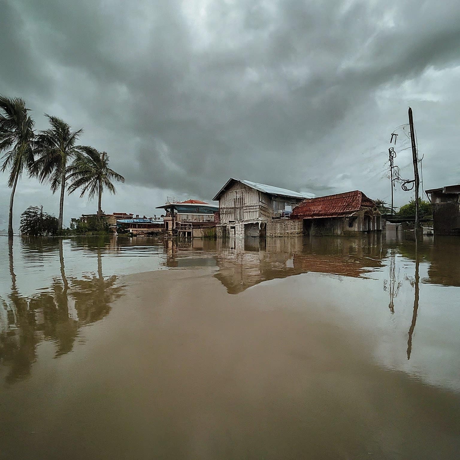 Deadly floods and landslides leave 42 dead, and dozens missing in Philippines