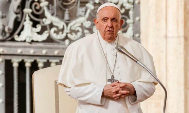 Pope Francis names a Pro-Gay Cleric ‘Preacher of the Papal Household’