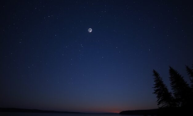 Mystery ‘Orbs’ seen hovering over Minnesota Sky