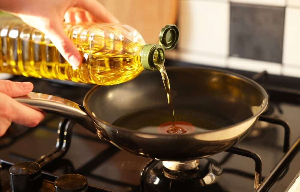 Doctors warn cooking oil used by millions may be fueling explosion of colon cancers in young people