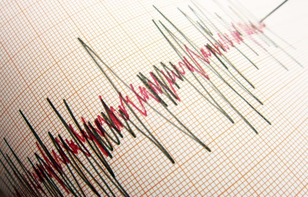 Nearly 1000 earthquakes have rattled California and Nevada within the past 7 days