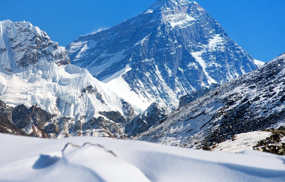 Powerful 7.1-magnitude earthquake strikes Tibet – rattling the slopes of Mt Everest