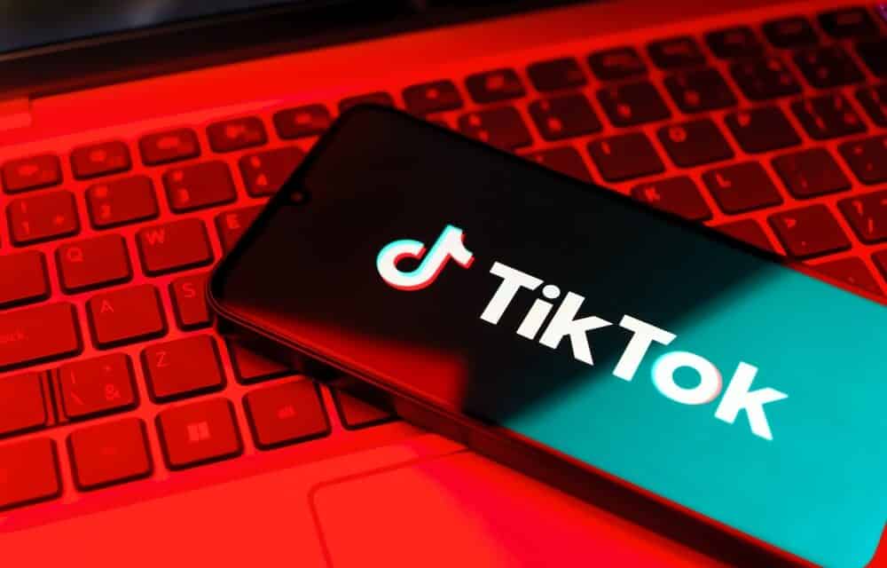 Oracle and Microsoft are reportedly in talks with White House to buy TikTok